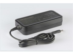 國標(biāo)2.5寸移動(dòng)硬盤電源適配器