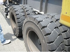 廣州朗琴實心輪胎12.00-20橡膠實心