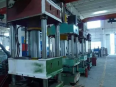 液壓機(jī)主缸安裝時的注意事項