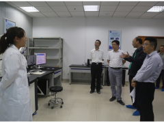 副市長(zhǎng)胡志斌到蘇州計(jì)量測(cè)試院調(diào)研指導(dǎo)工作