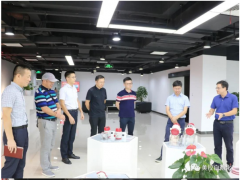 中國計量測試院包院長一行蒞臨美控進(jìn)行實(shí)地參訪