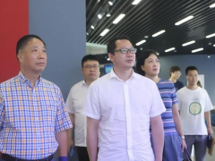 樂清總工會(huì)黨組書記、常務(wù)副主席林秀一行蒞臨正泰調(diào)研考察