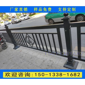 廣州車輛道路分割護(hù)欄廠家 黃埔人行