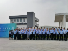 盈峰環(huán)境順德產(chǎn)業(yè)園開展“峰景無限，共盈藍(lán)天”的植樹行動圓滿舉行