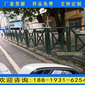 番禺新建道路中央隔離圍欄 馬路兩側(cè)